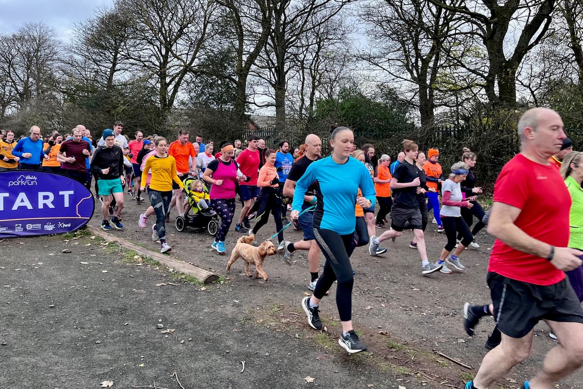 Runners at Rising Sun parkrun
