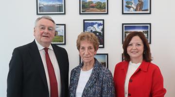 Sir Alan Campbell MP, Dame Norma Redfearn DBE and Elected Mayor Karen Clark