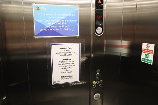 Control panel for a lift with buttons to the floors